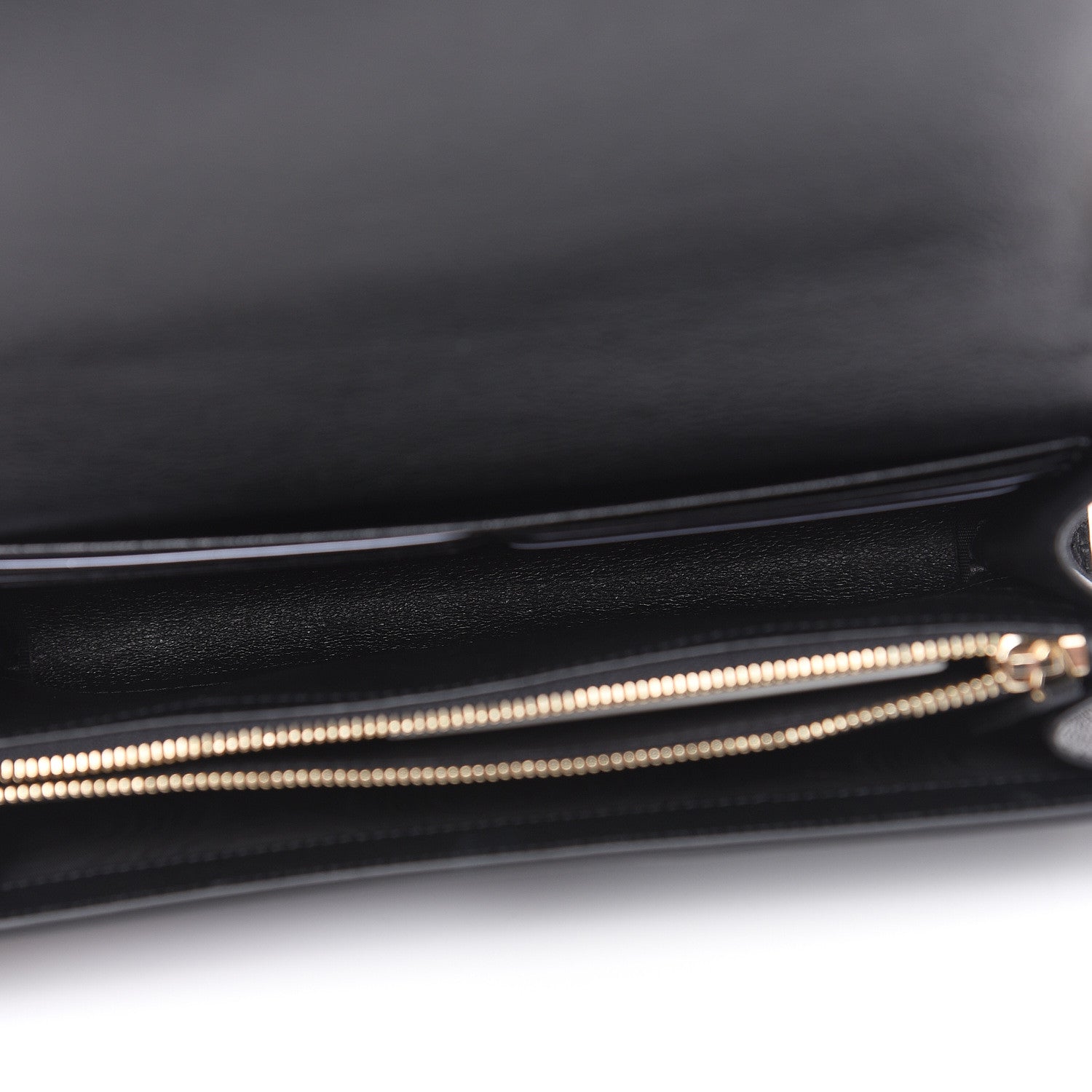 Saint Laurent Calfskin Monogram Belle de Jour Chain Clutch Black 5 of 11