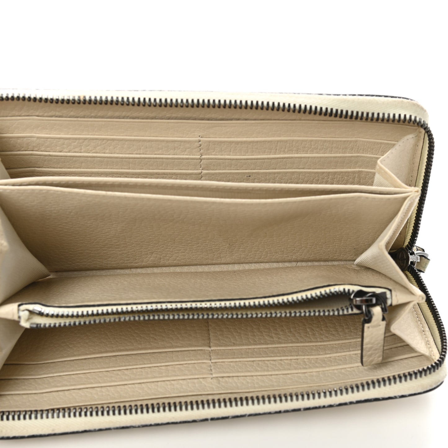 Pebbled Calfskin Rockstud Zip Around Wallet Ivory