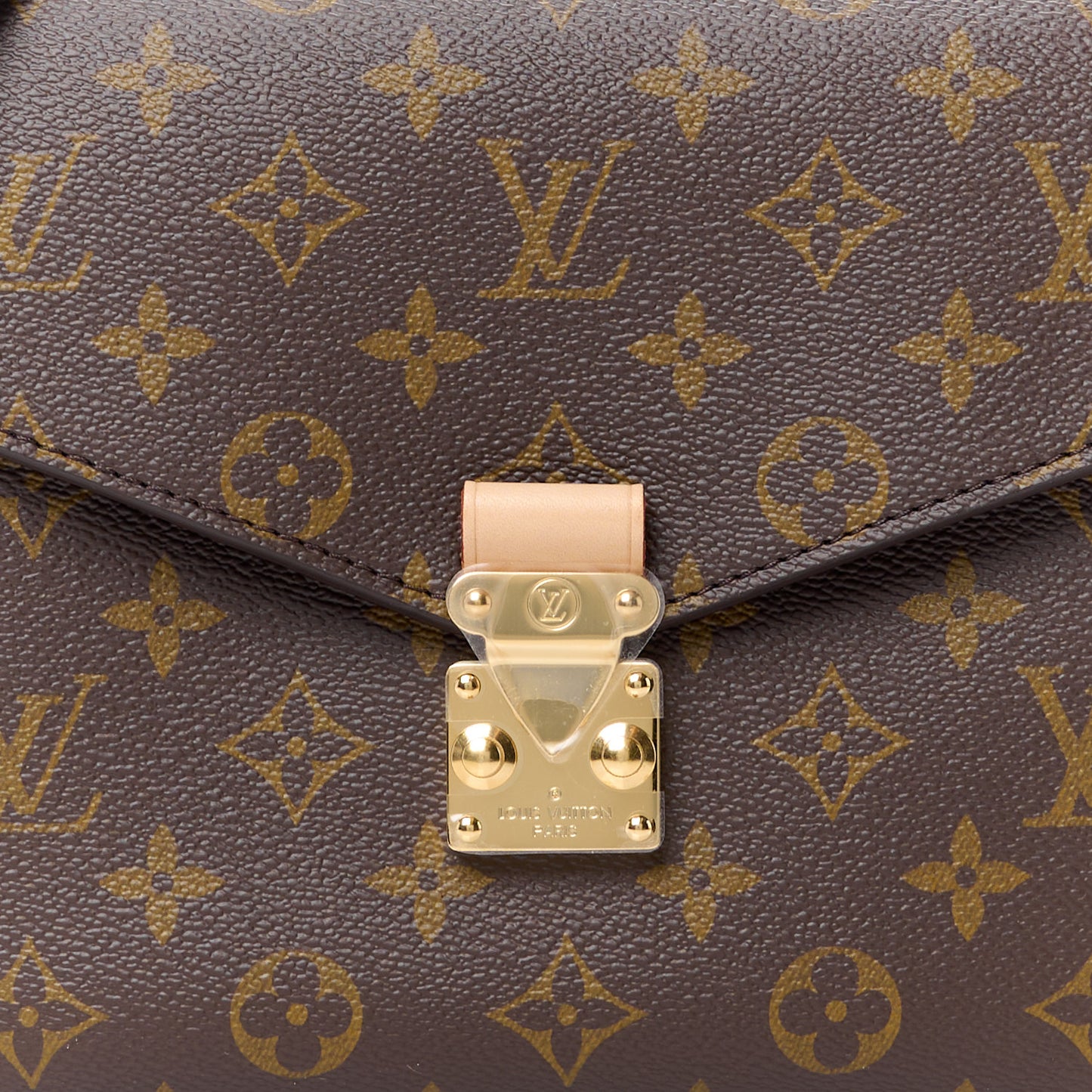 Monogram Pochette Metis