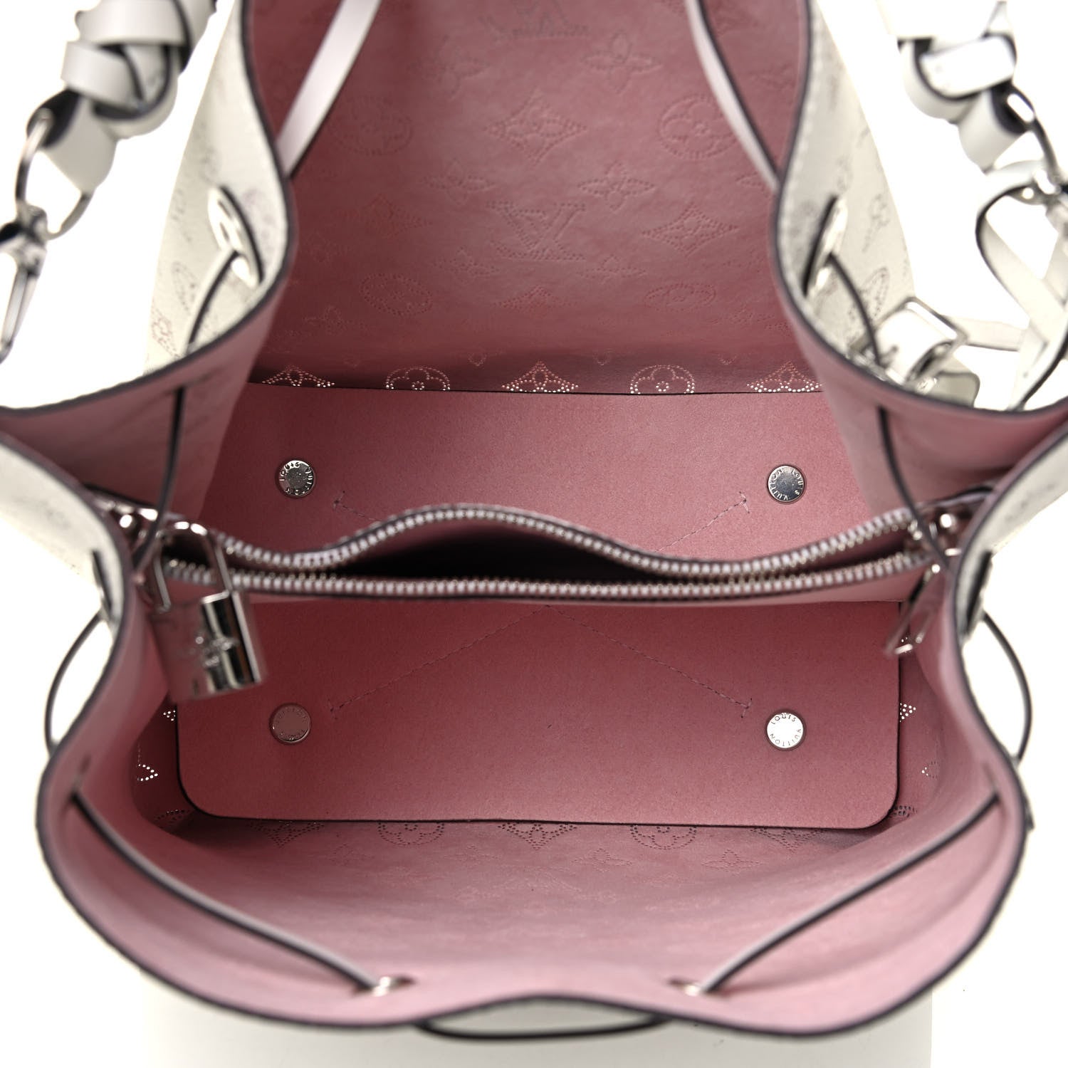 Louis Vuitton Mahina Muria Snow White 4 of 4