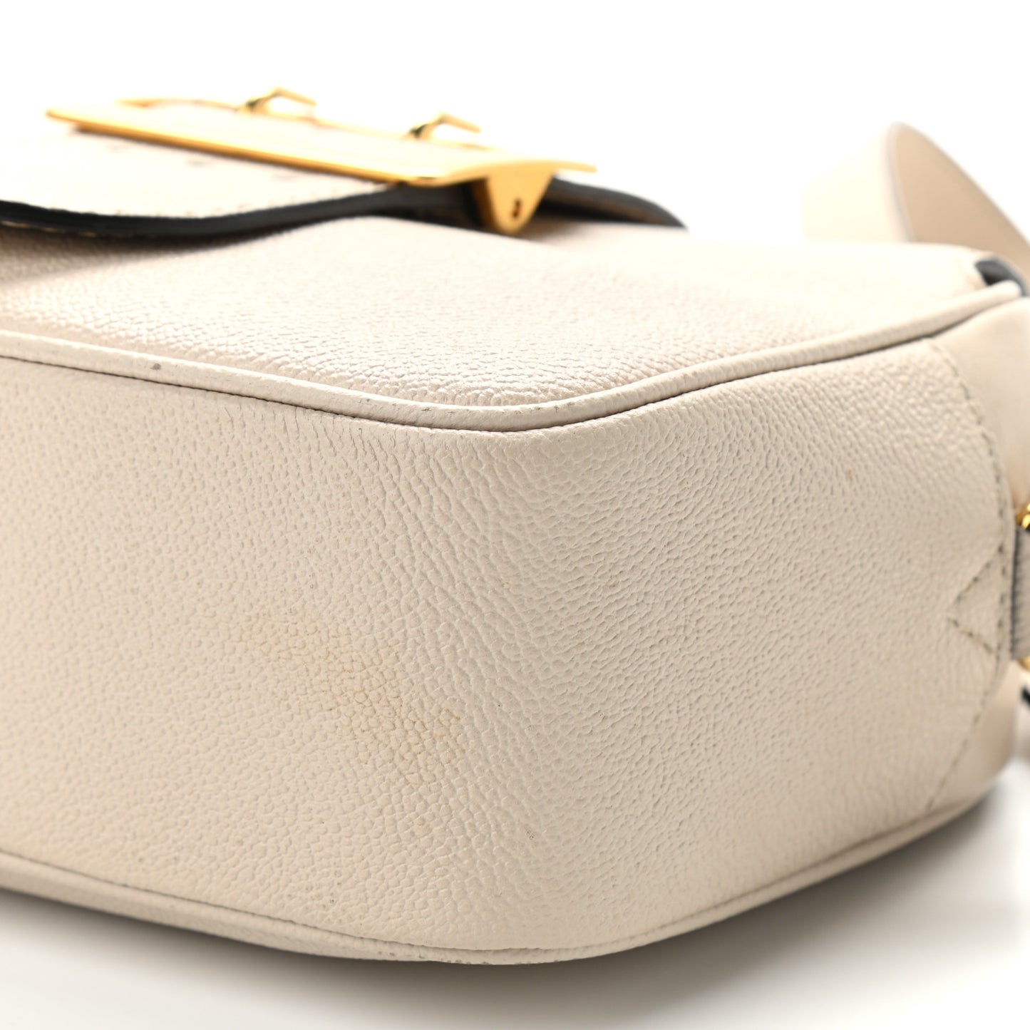 Soft Grain Calfskin Small Buckle Zip Bag Limestone
