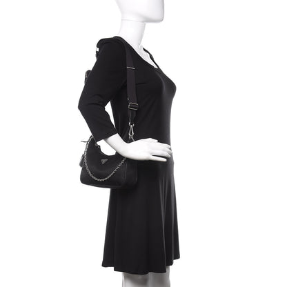 Prada Nylon Re-Edition 2005 Shoulder Bag Black 2 of 10