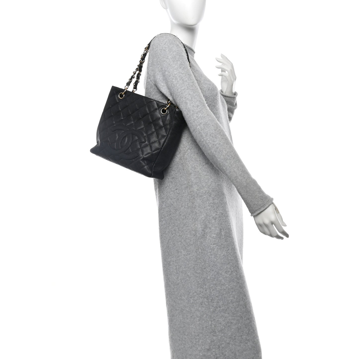 Caviar Quilted Petit Shopping Tote PST Black