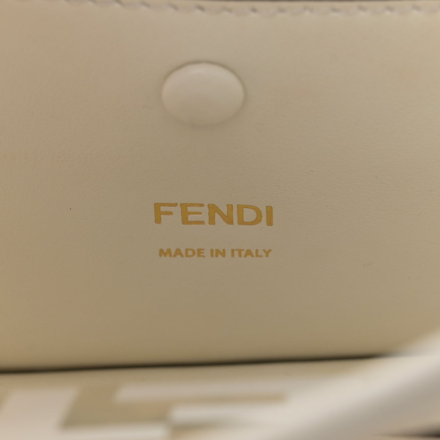 TPU FF Vitello Century F is Fendi Small Kan I Shoulder Bag White