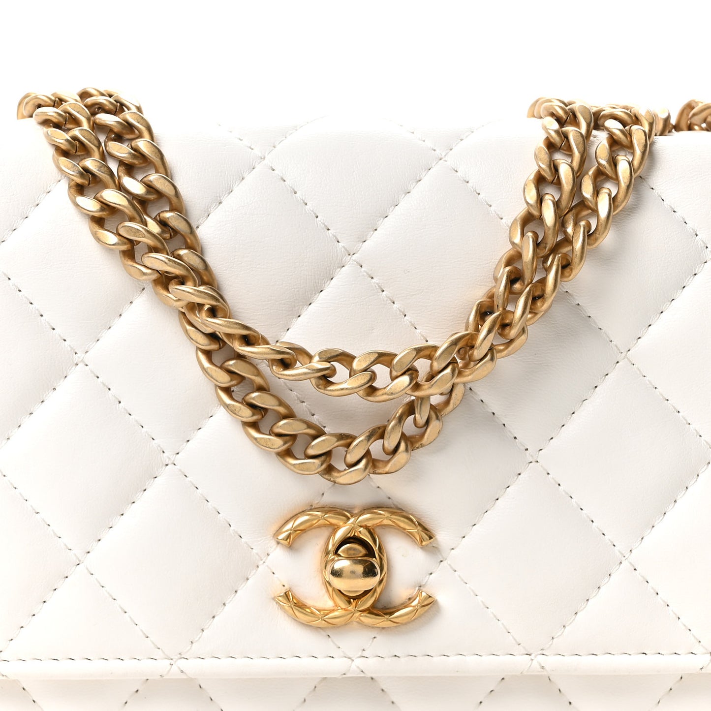 Lambskin Quilted Pillow Crush Wallet On Chain WOC White