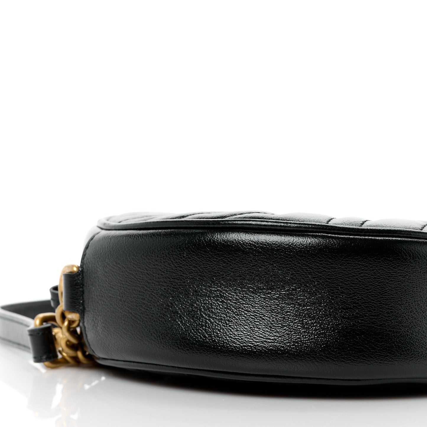 Azalea Calfskin Matelasse Heart Mini GG Marmont Round Shoulder Bag Black