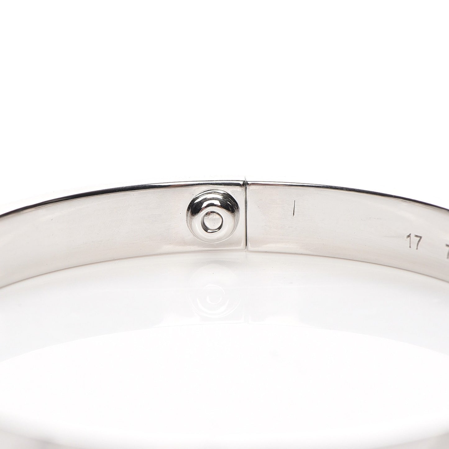 18K White Gold 4 Diamond LOVE Bracelet 17