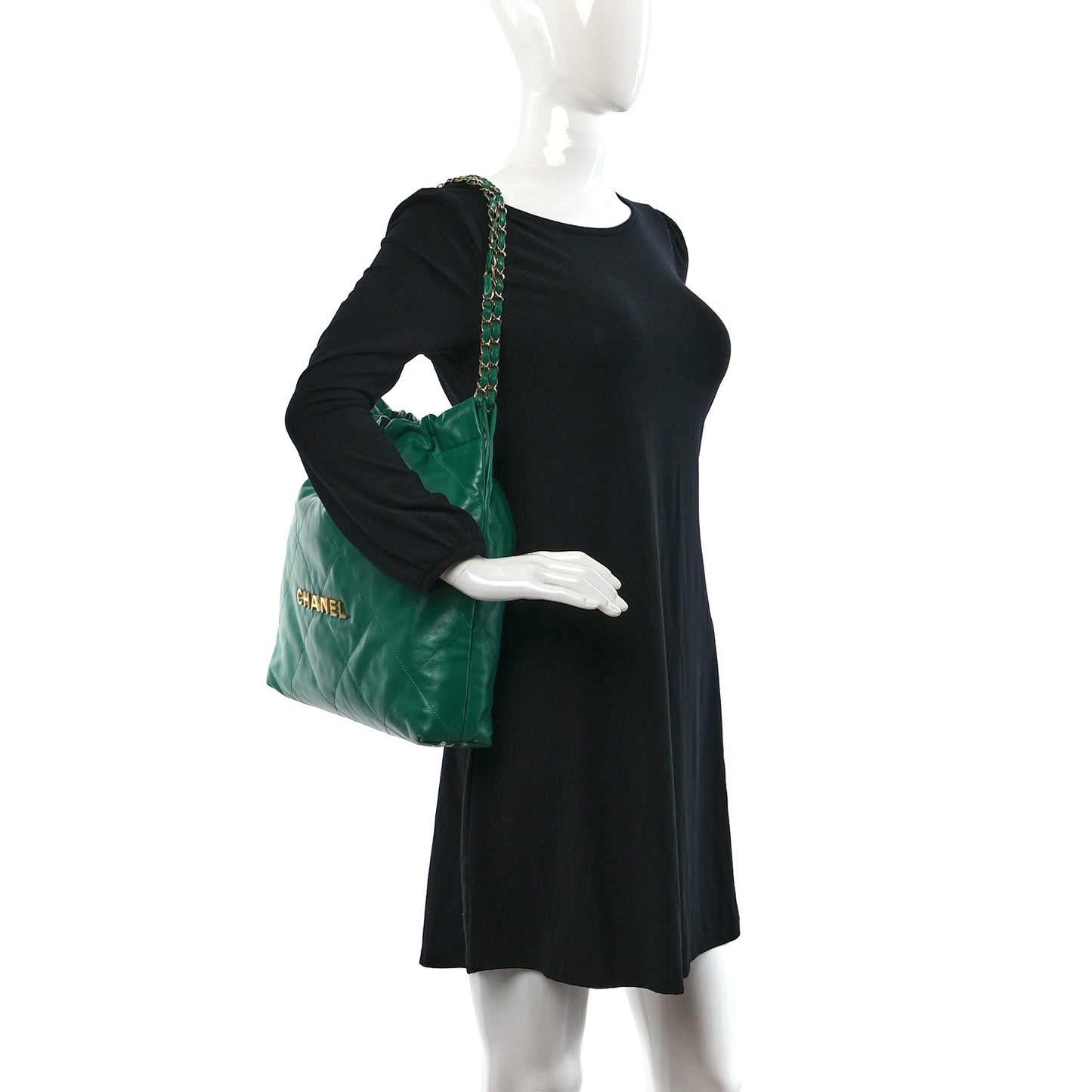 Shiny Calfskin Quilted Chanel 22 Green