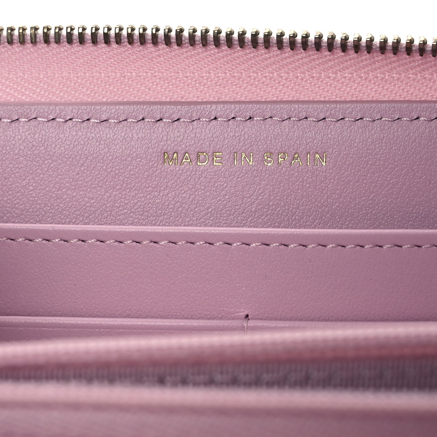 Caviar Quilted Large Gusset Zip Around Wallet Light Pink