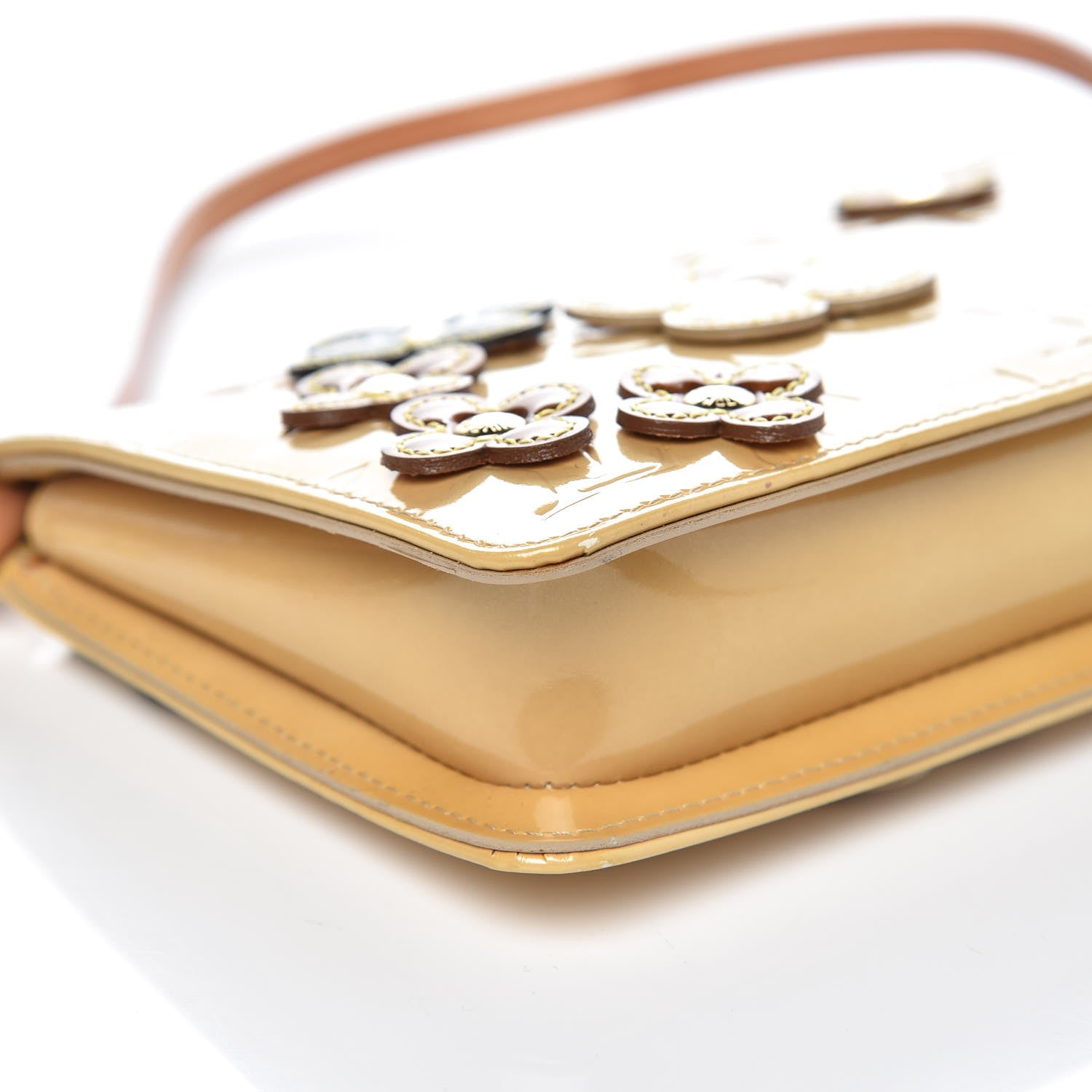 Louis Vuitton Vernis Lexington Fleurs Pochette Beige 7 of 9