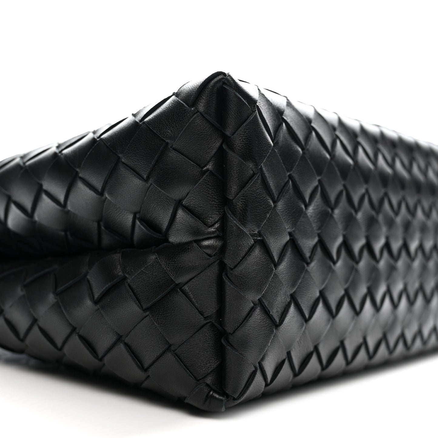 Nappa Intrecciato Medium Andiamo Shoulder Bag Black