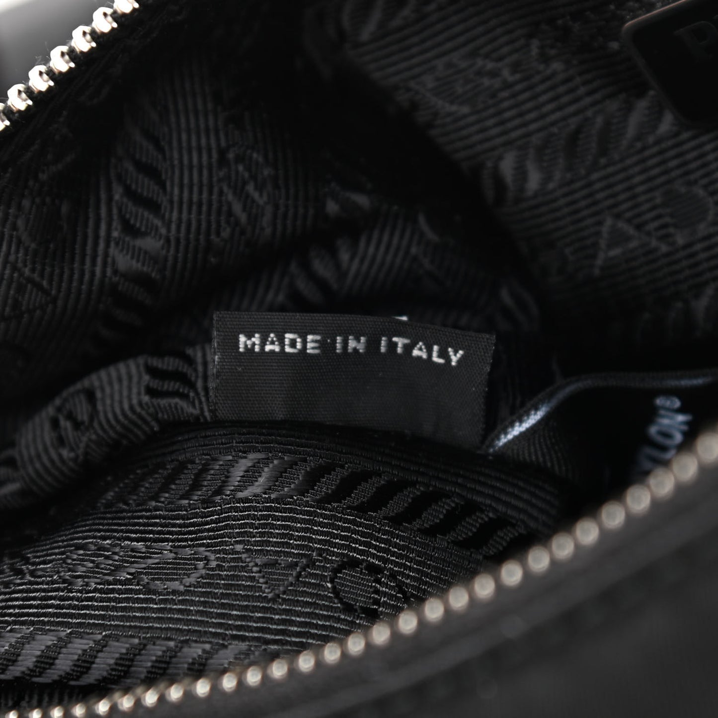 Nylon Re-Edition 2005 Shoulder Bag Black