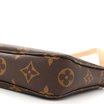 Louis Vuitton Monogram Chain Pochette Accessories 9 of 11