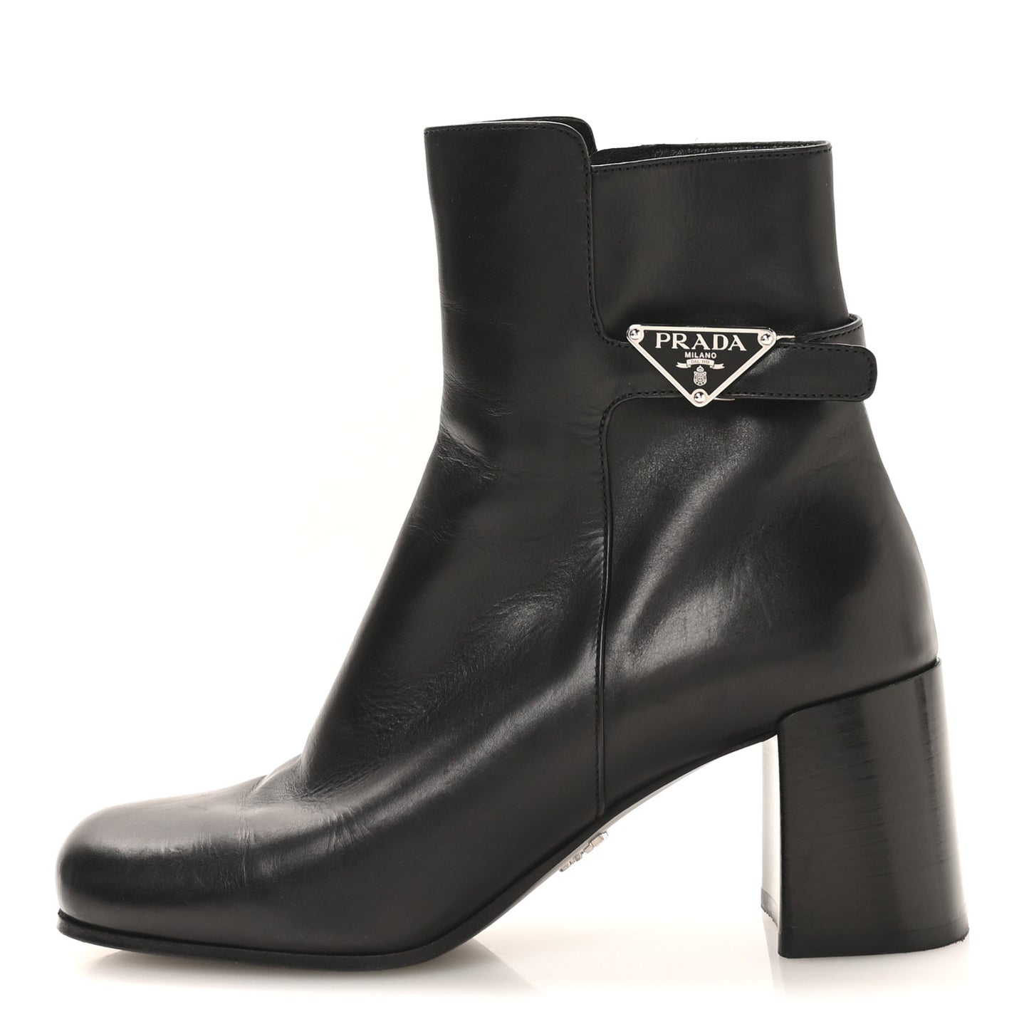 Vitello Triangle Logo Ankle Boots 38 Black