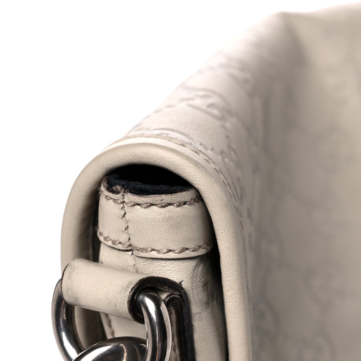 Guccissima Flap Messenger Bag Ivory