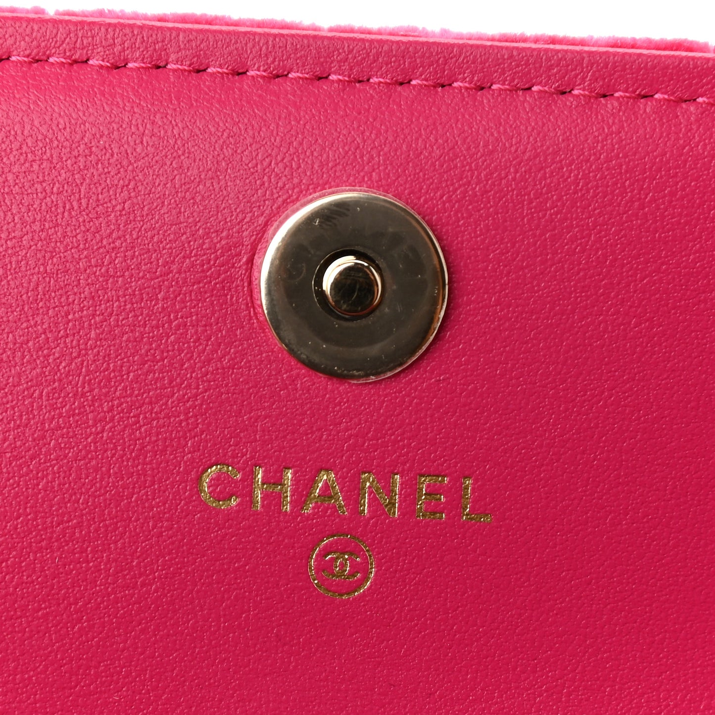 Velvet Quilted Pearl Crush Flap With Chain Pink