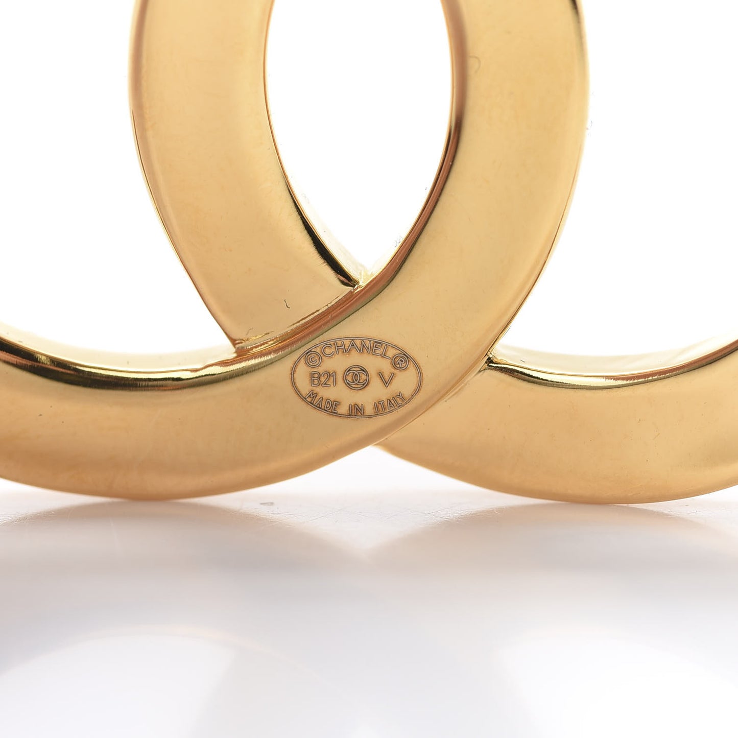 Metal Paris Button CC Large Brooch Gold