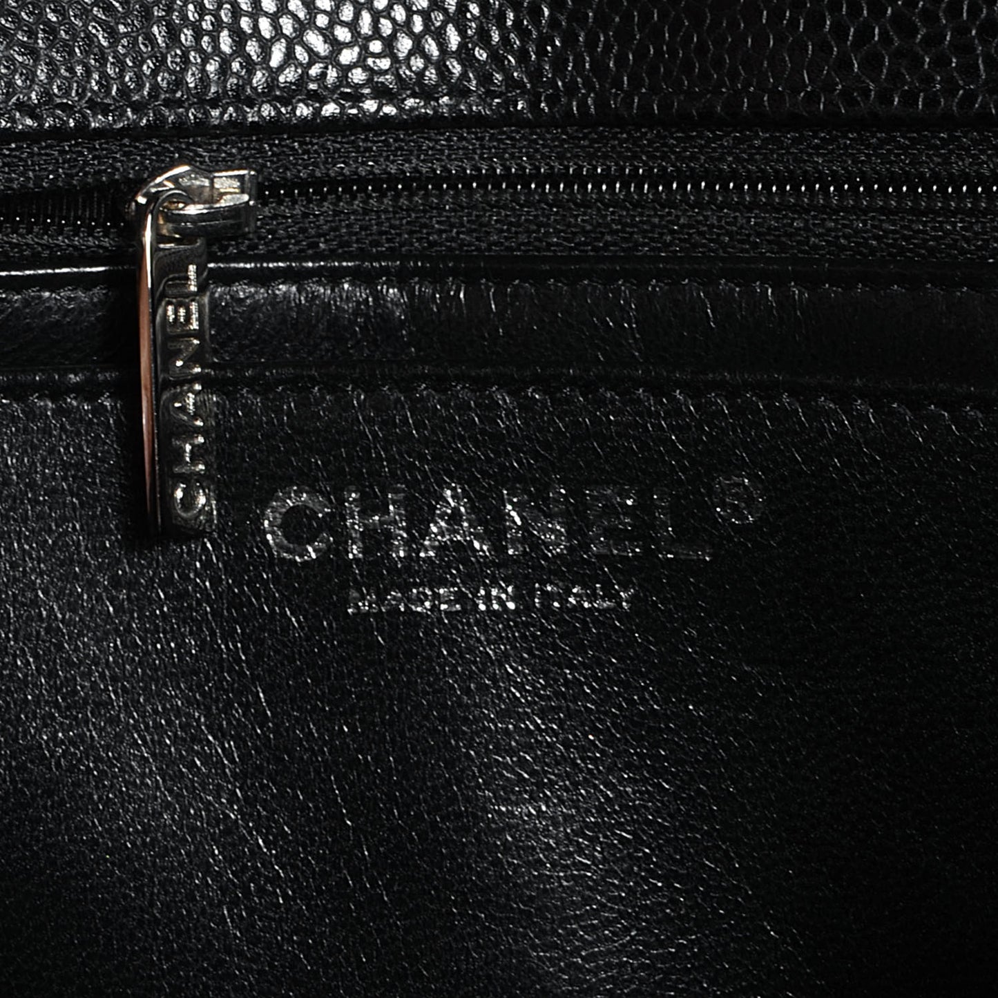 Caviar Jumbo Single Flap Black