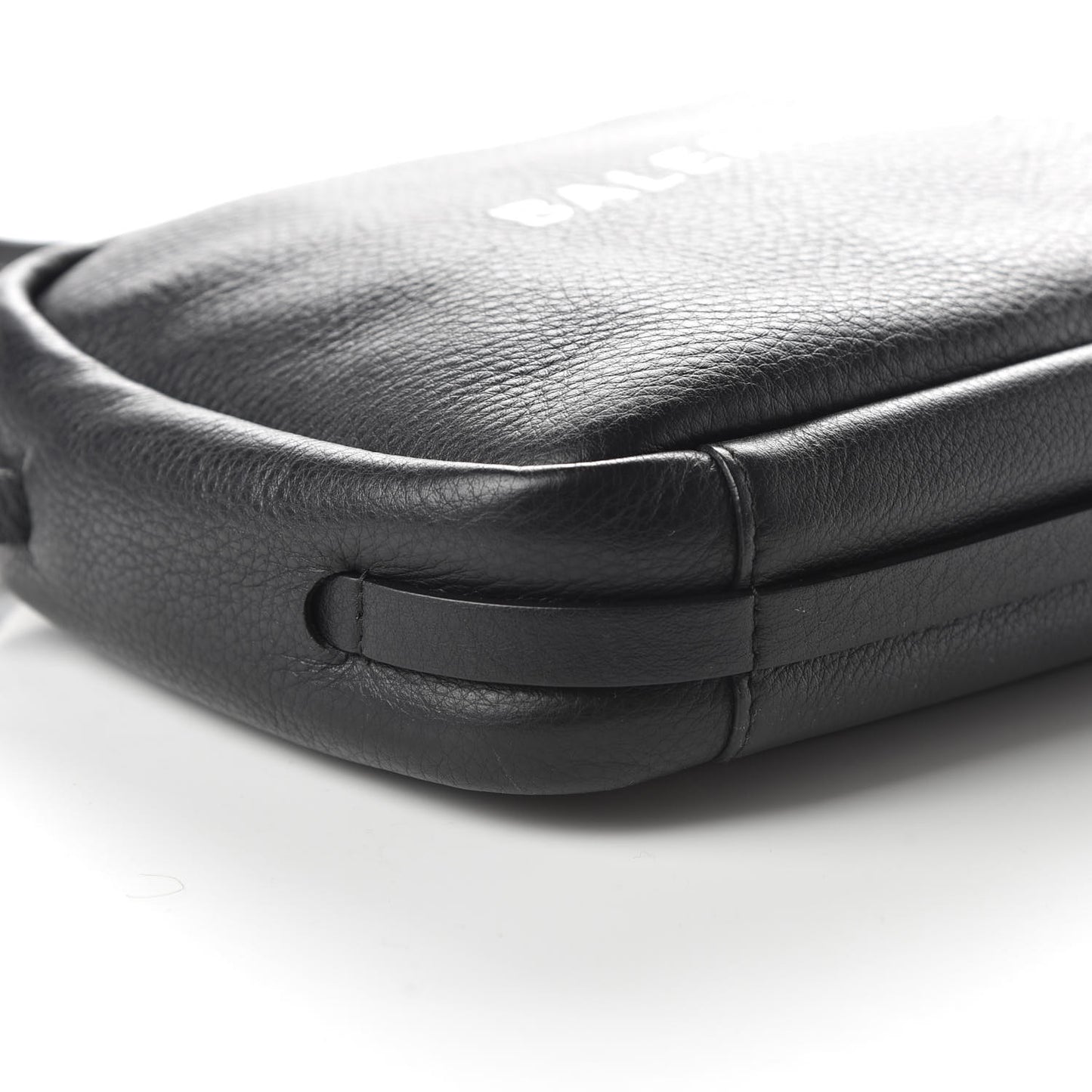 Calfskin Everyday Logo S Camera Bag Black
