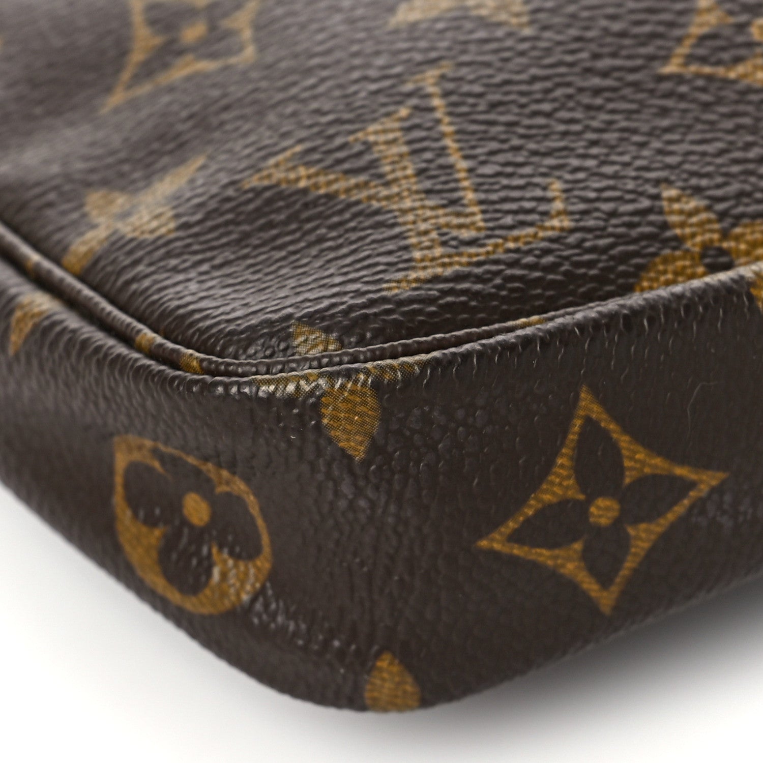Louis Vuitton Monogram Pochette Accessories 8 of 9