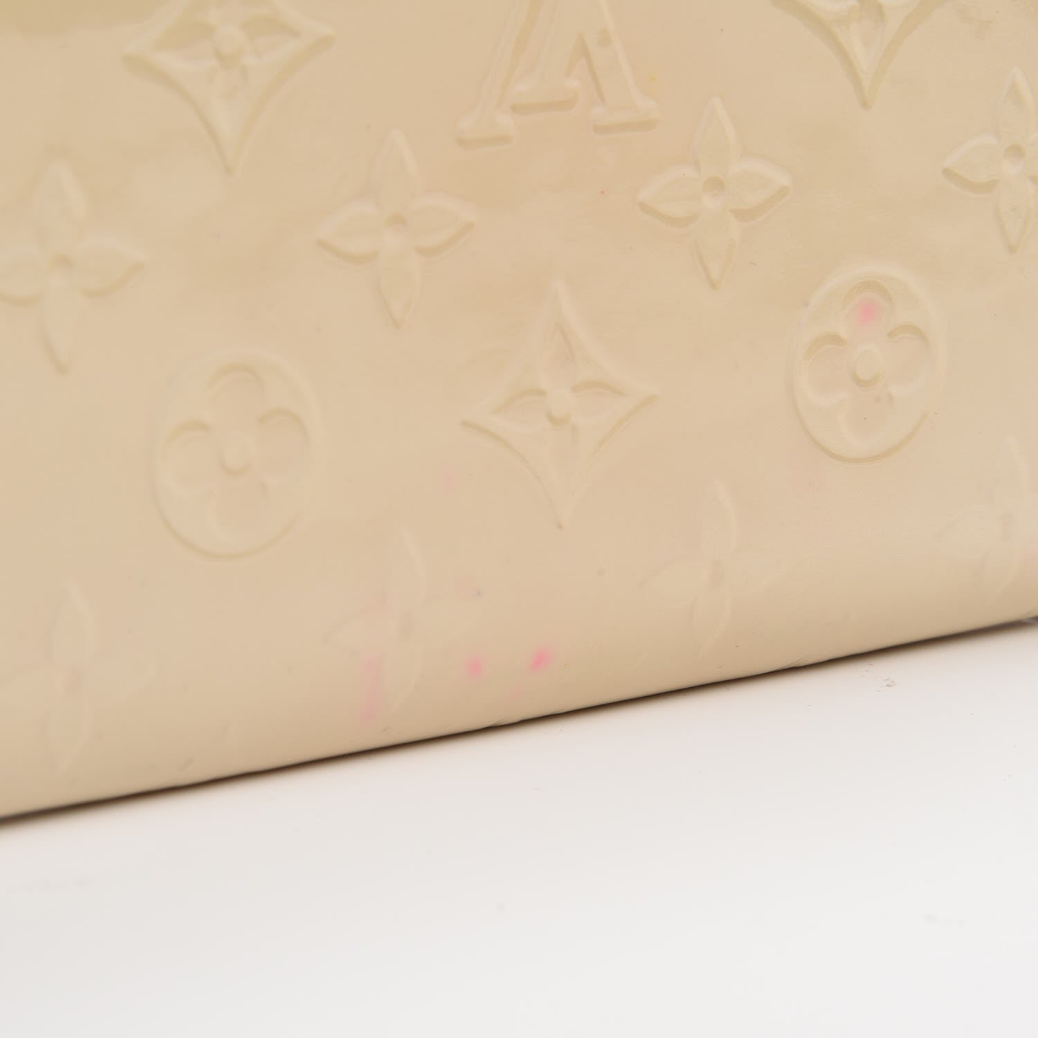Louis Vuitton Vernis Zippy Wallet Blanc Corail 8 of 10