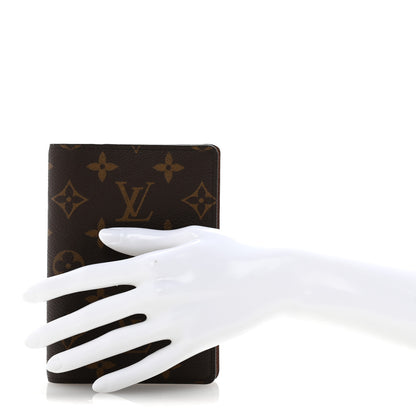 Louis Vuitton Monogram Small Ring Agenda 2 of 8