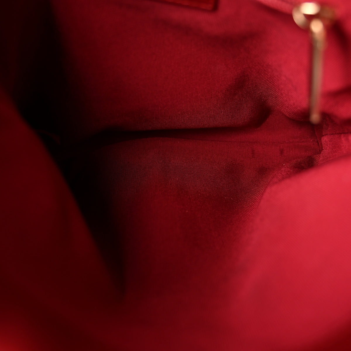Lambskin Shopping Chain Tote Red