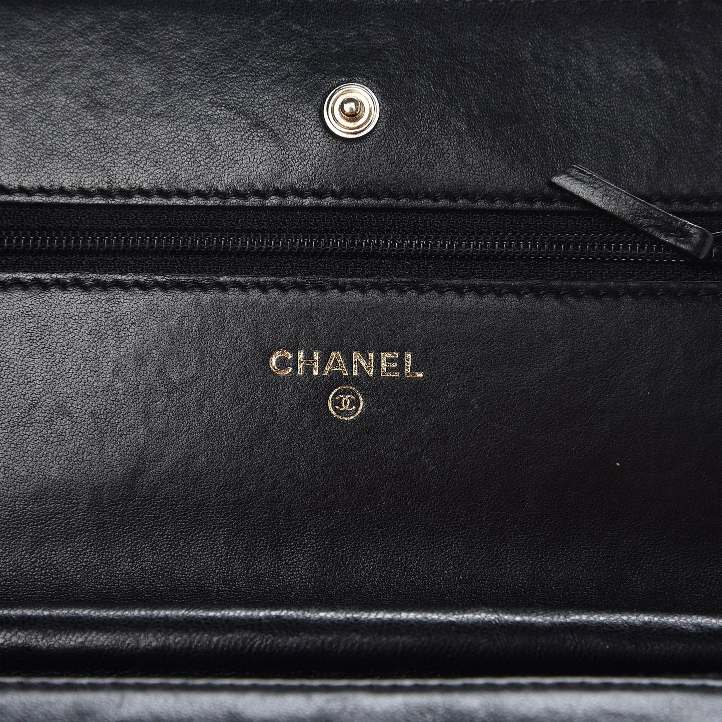 Lambskin Quilted Wallet On Chain WOC Black