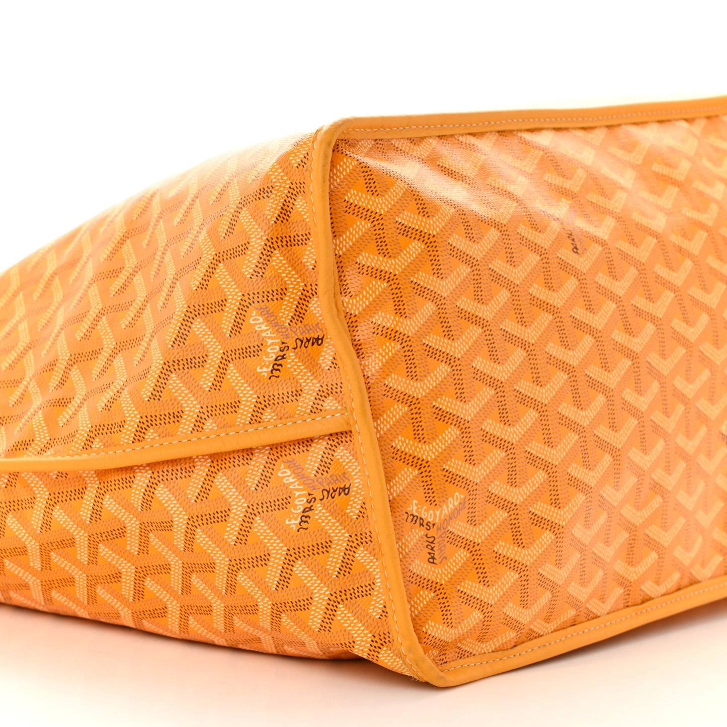 Goyardine Reversible Anjou GM Yellow
