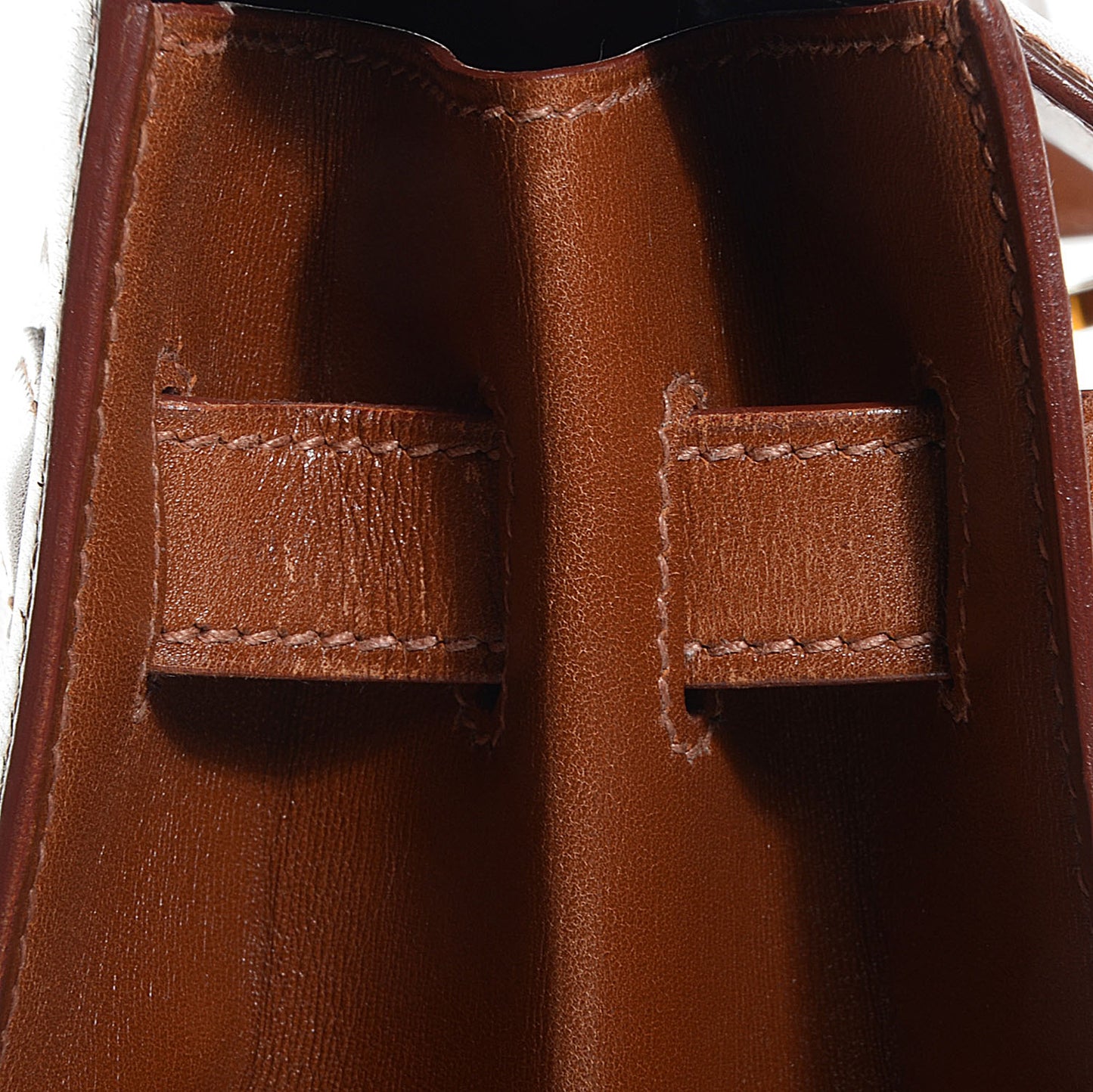 Veau Tadelakt Kelly Sellier 35 Fauve
