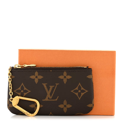 Louis Vuitton Monogram Key Pouch 9 of 9