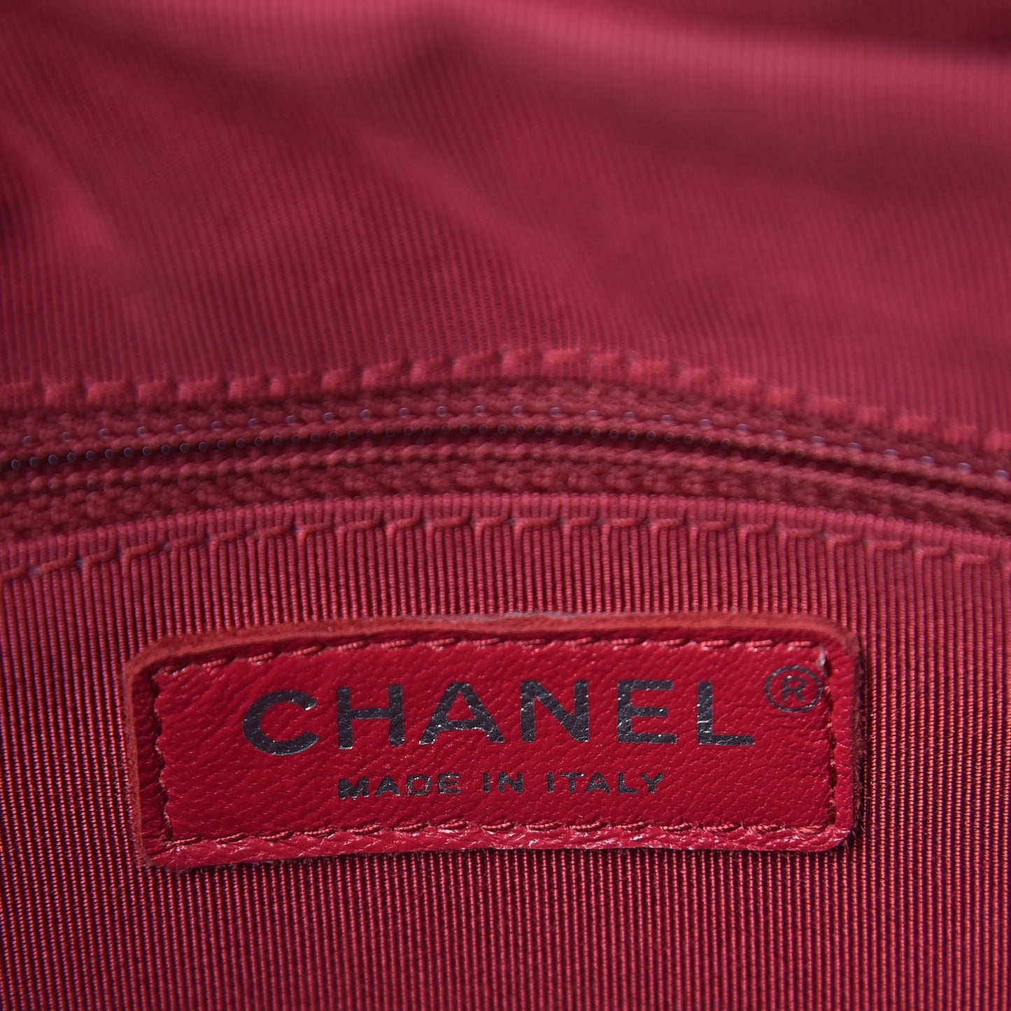 Aged Calfskin Quilted Medium Gabrielle Hobo Black