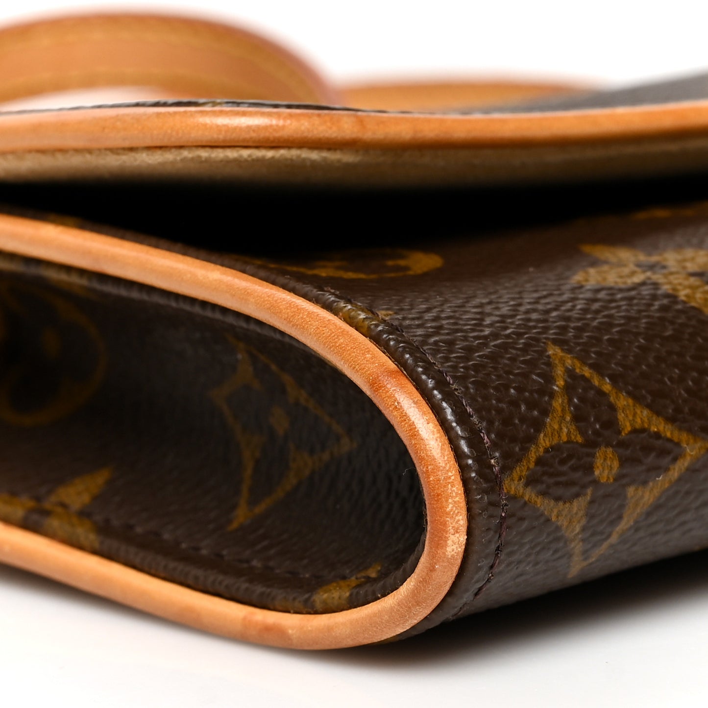 Monogram Pochette Twin PM