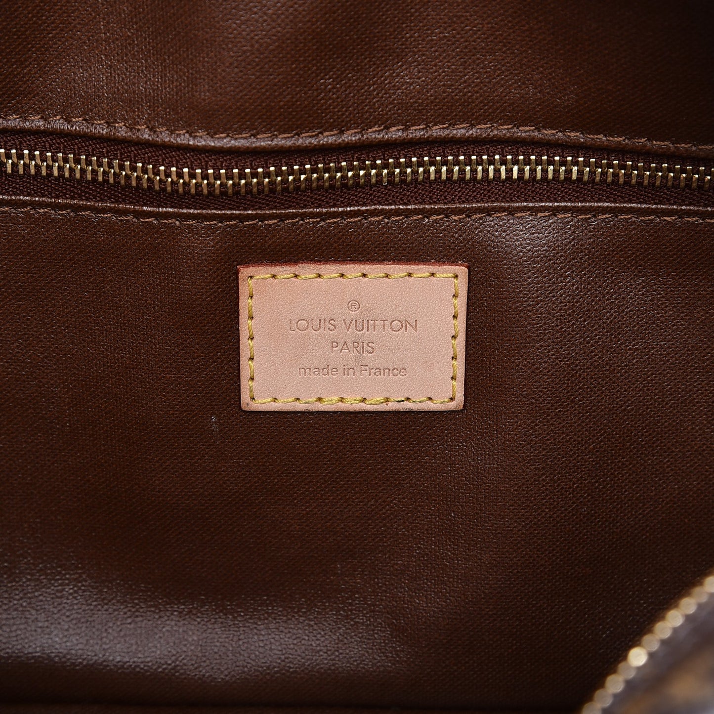 Monogram Toiletry 25