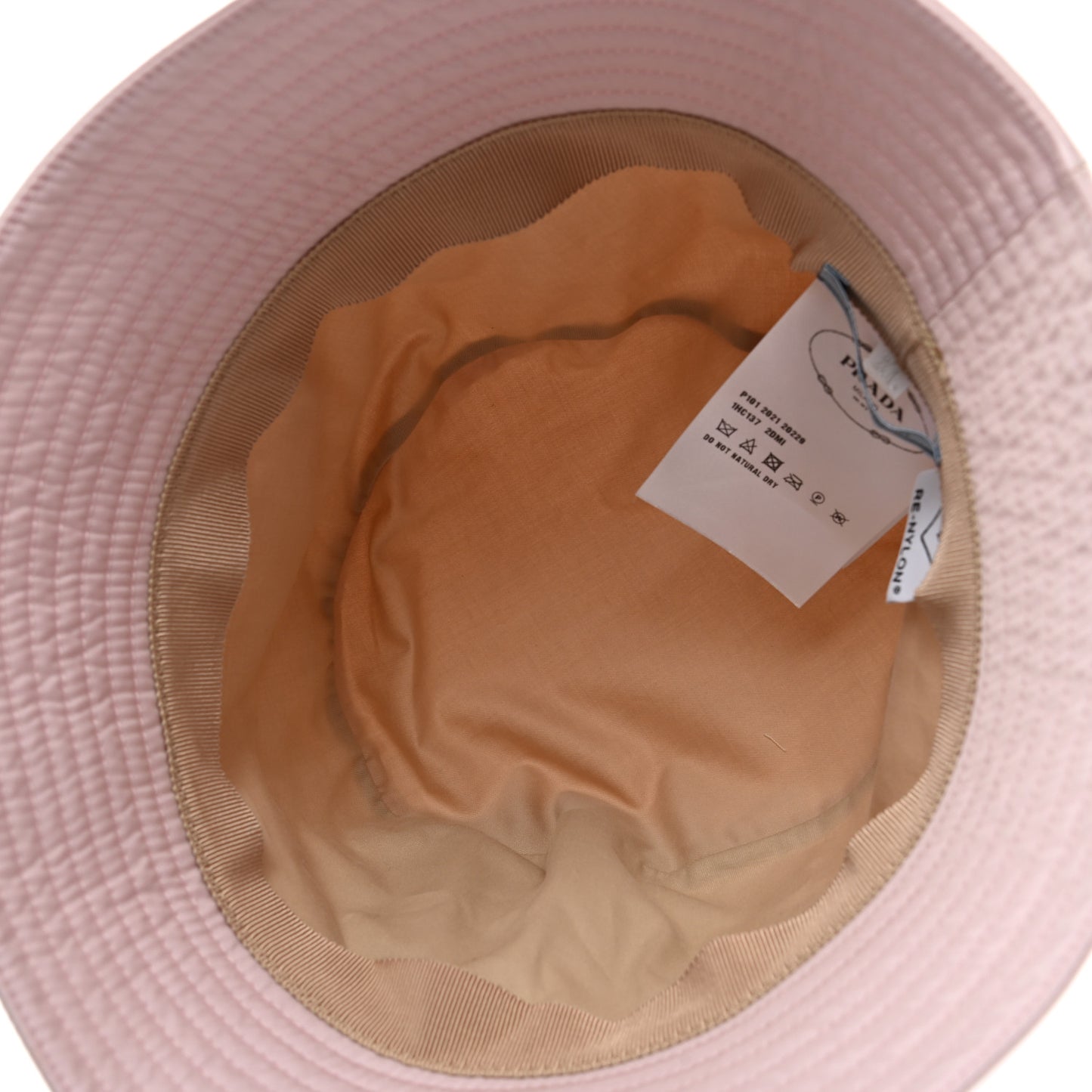 Re-Nylon Metal Triangle Logo Womens Bucket Hat XL Alabastro