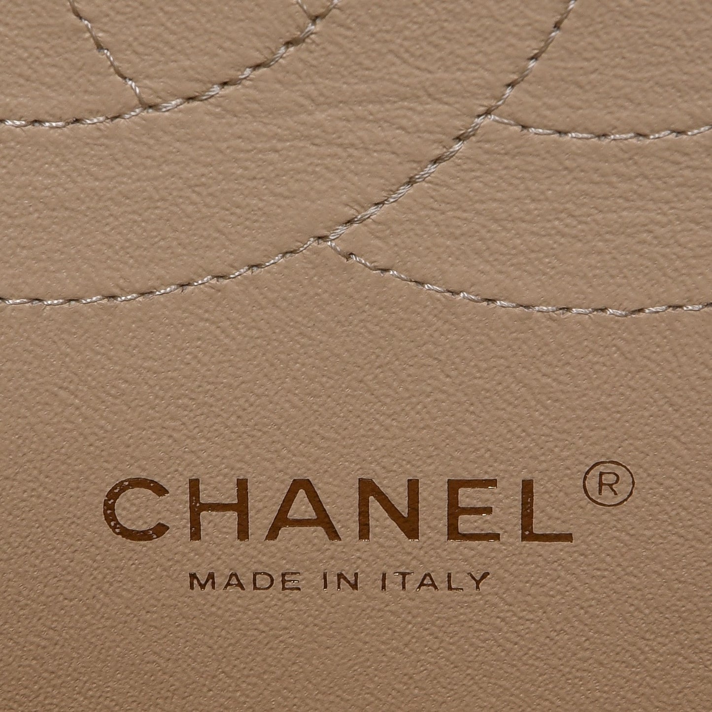 Caviar Quilted Jumbo Double Flap Beige Clair