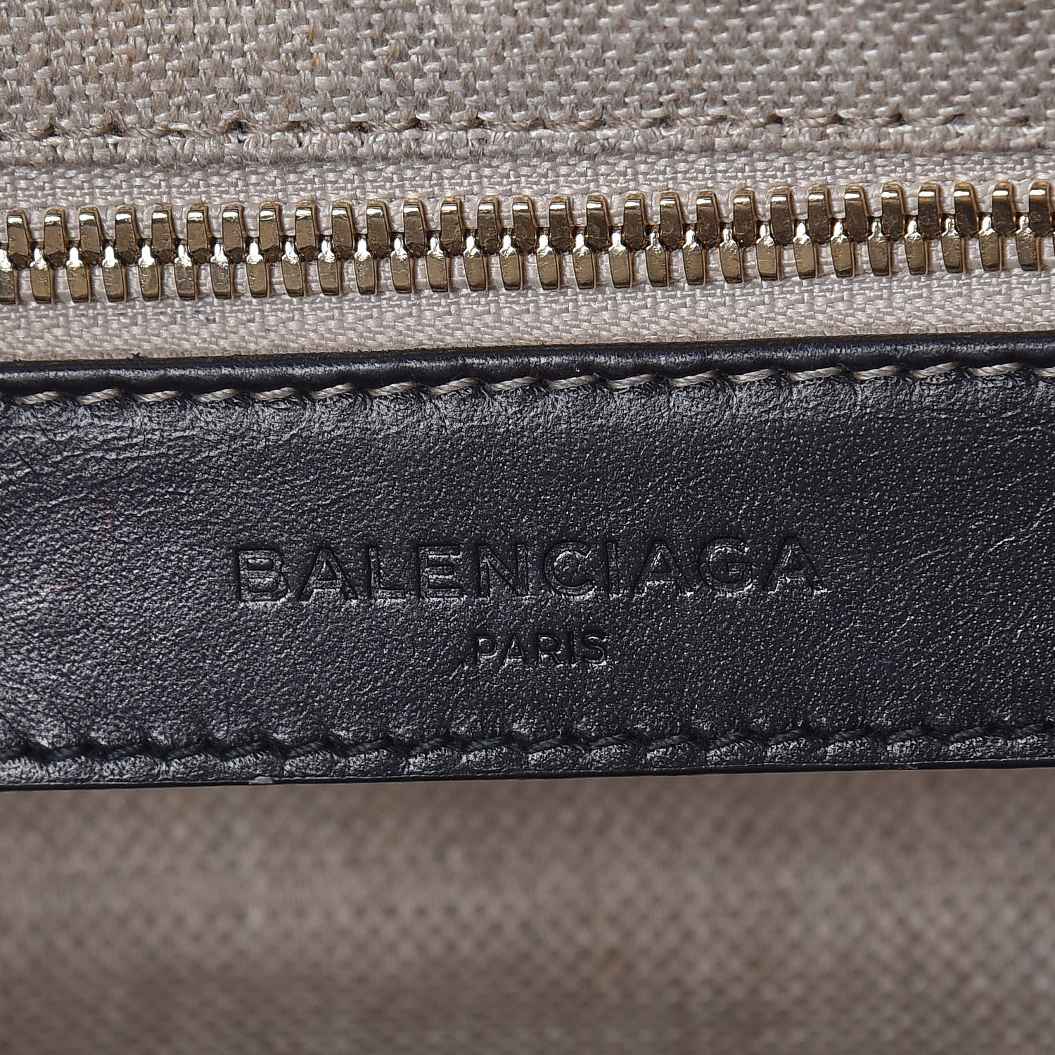 Balenciaga Calfskin Elaphe Snakeskin Padlock Nude Work S Top Handle Black 9 of 11