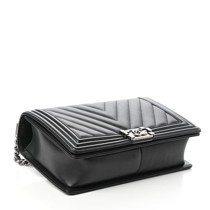 Chanel Calfskin Chevron Quilted New Medium Boy Flap Black 4 of 10