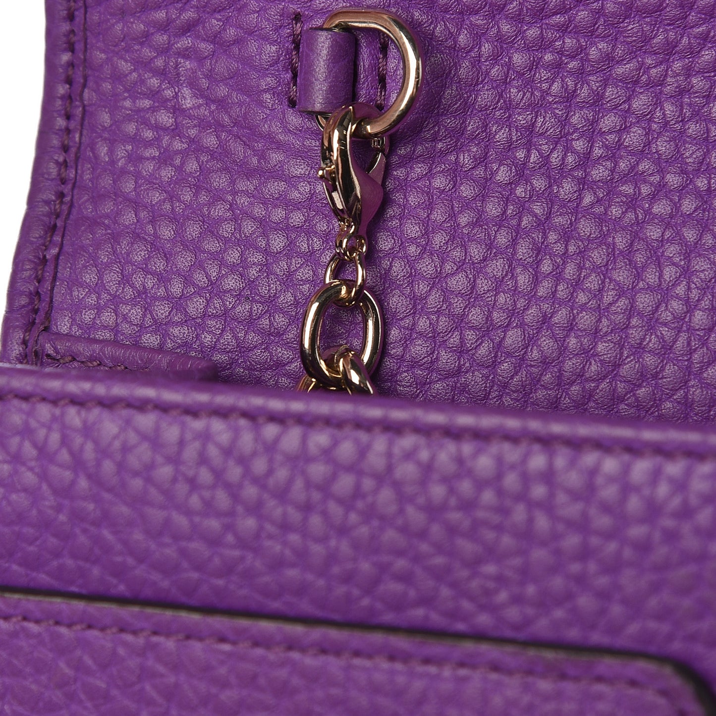 Pebbled Calfskin Soho Wallet on Chain Shine Purple