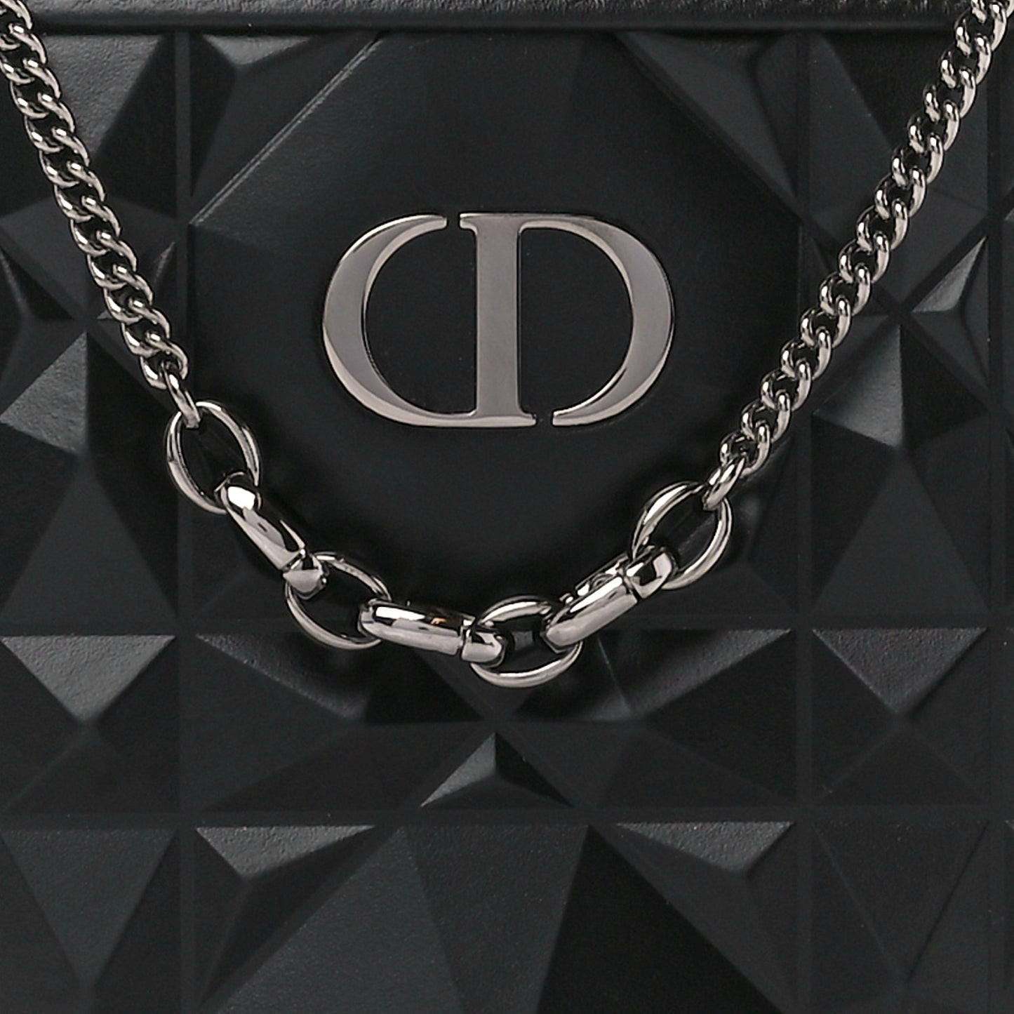 Calfskin Macrocannage Diamond Caro Zipped Pouch With Chain Black