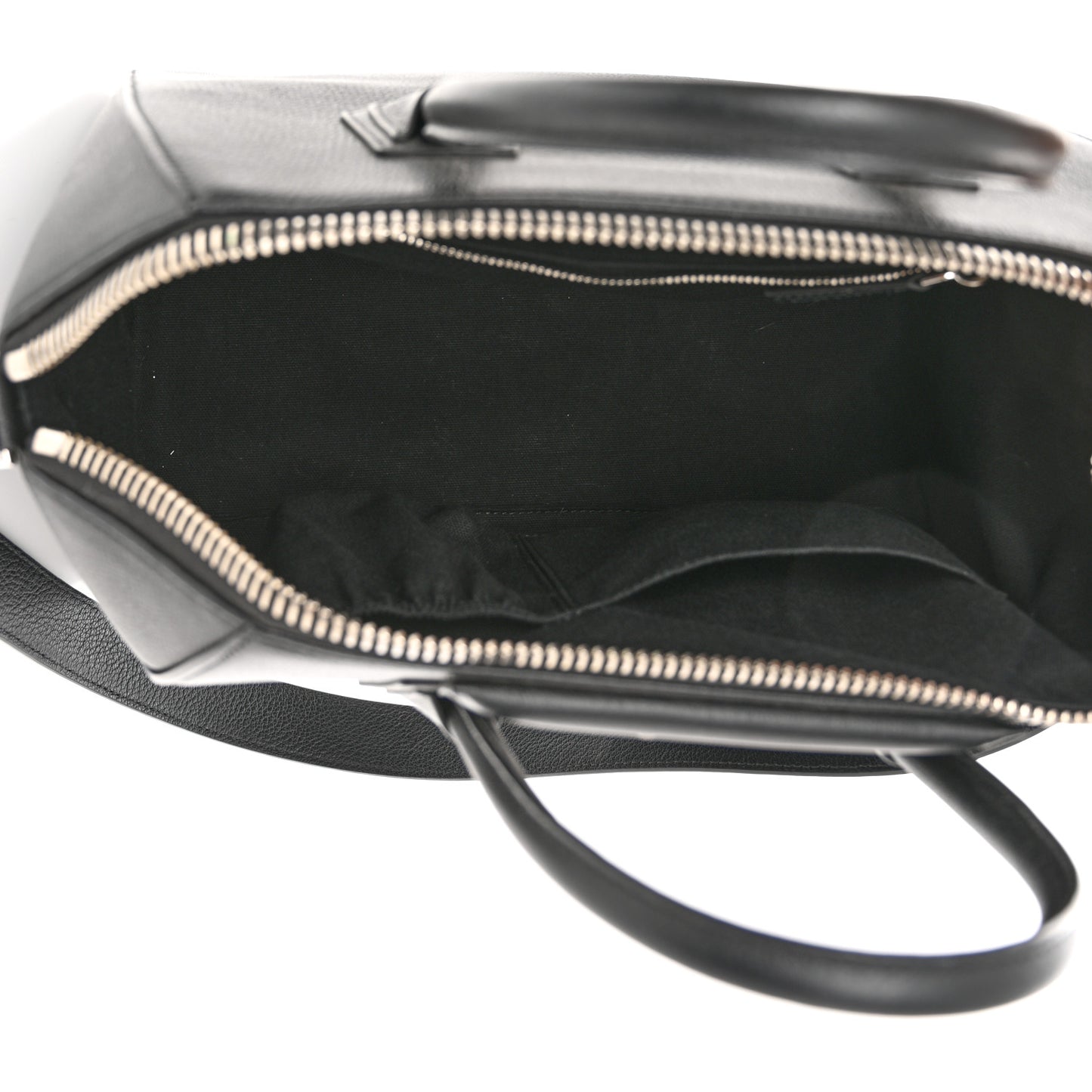 Sugar Goatskin Medium Antigona Black