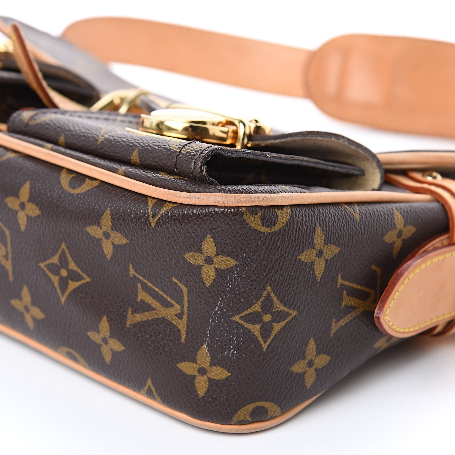 Louis Vuitton Monogram Hudson PM 9 of 15