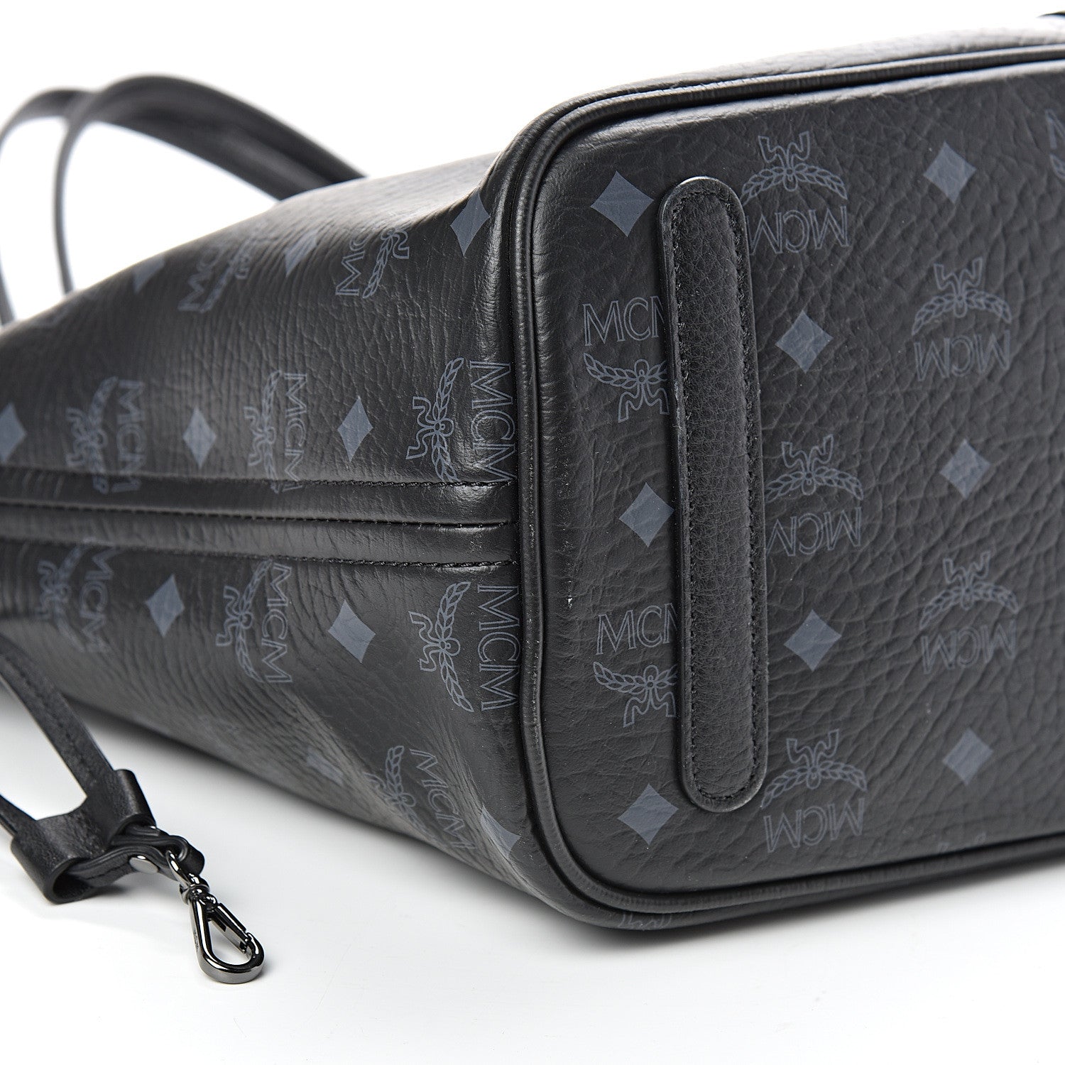 MCM Visetos Medium Liz Reversible Shopper Tote Black 9 of 17