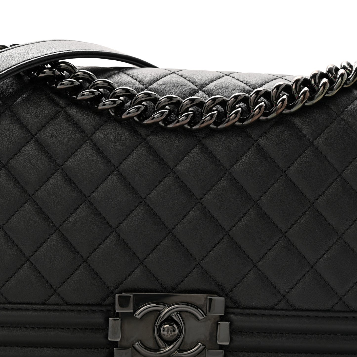 Calfskin Quilted Medium Boy Flap So Black