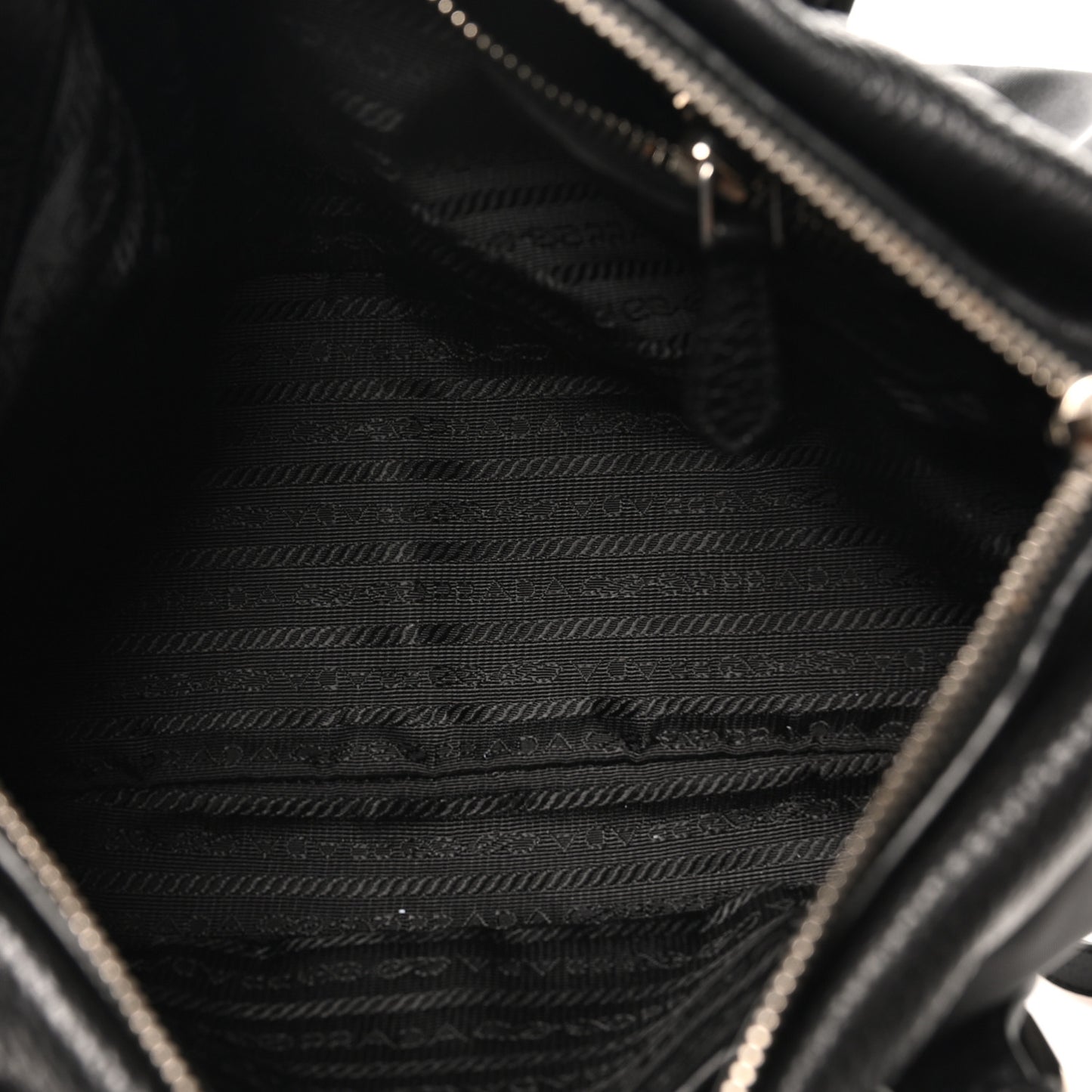 Tessuto Nylon Vitello Daino Shopping Satchel Black
