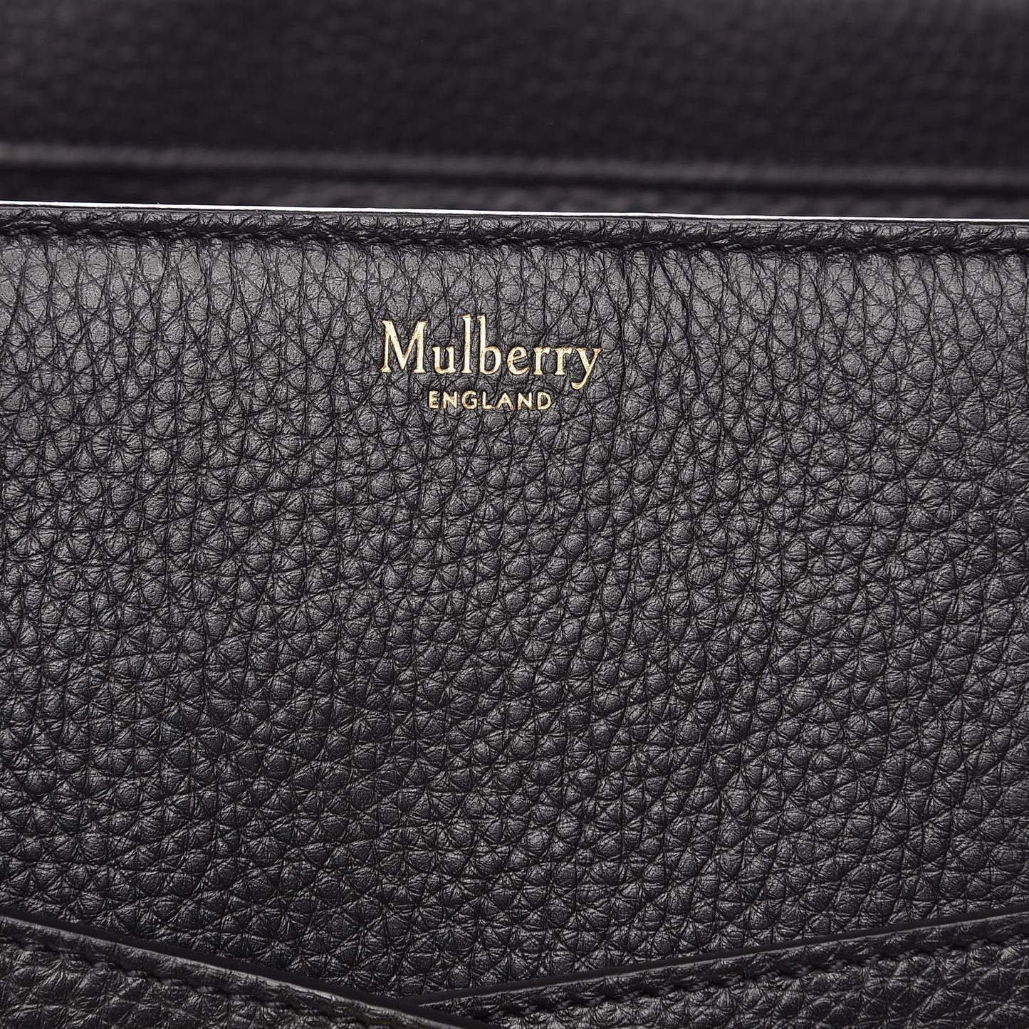 Classic Grain Small Bayswater Zip Tote Black