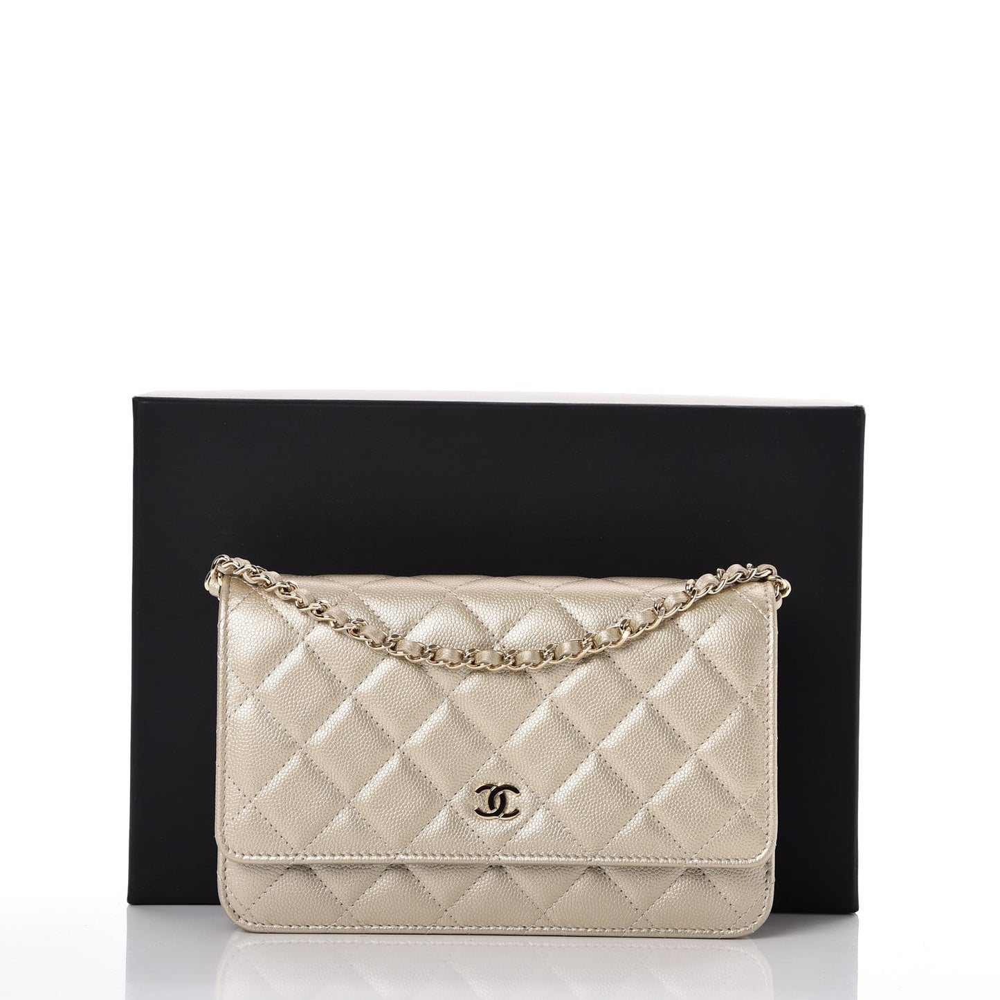 Caviar Quilted Wallet On Chain WOC Light Gold