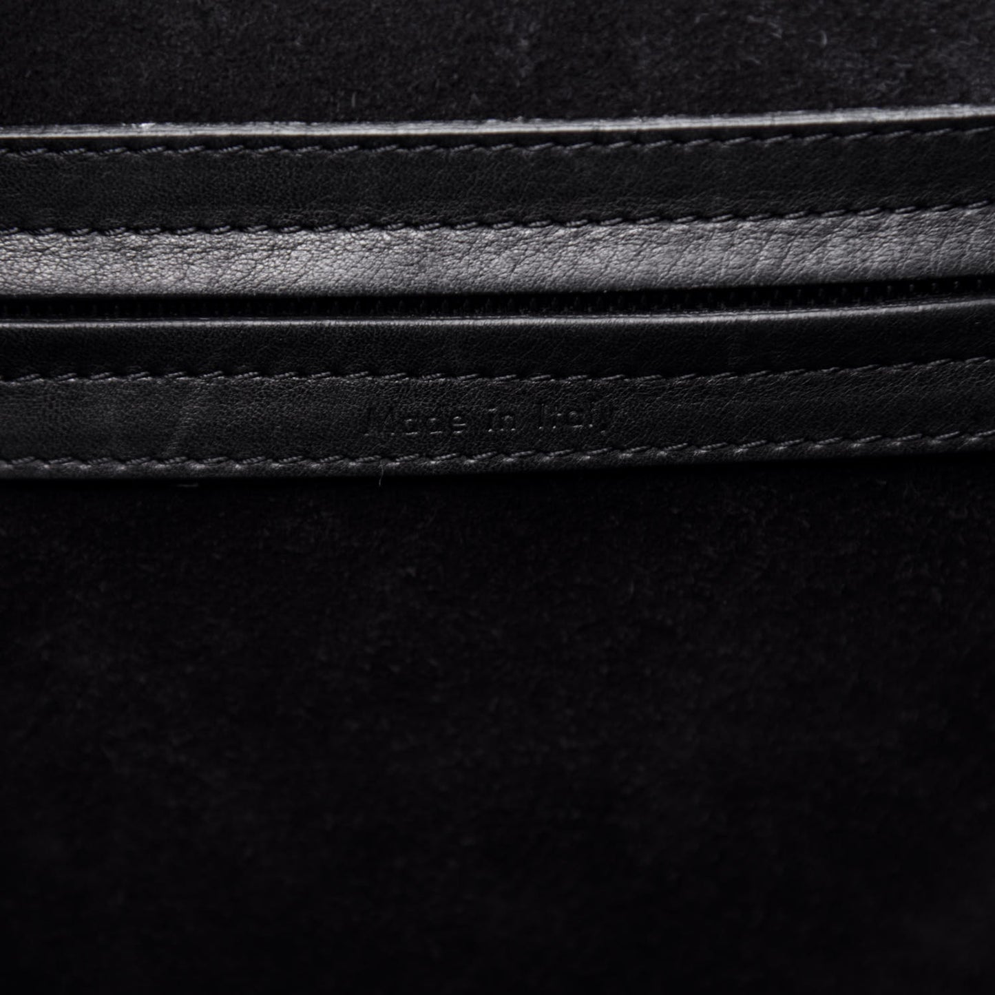 Supple Calfskin Medium Phantom Luggage Black