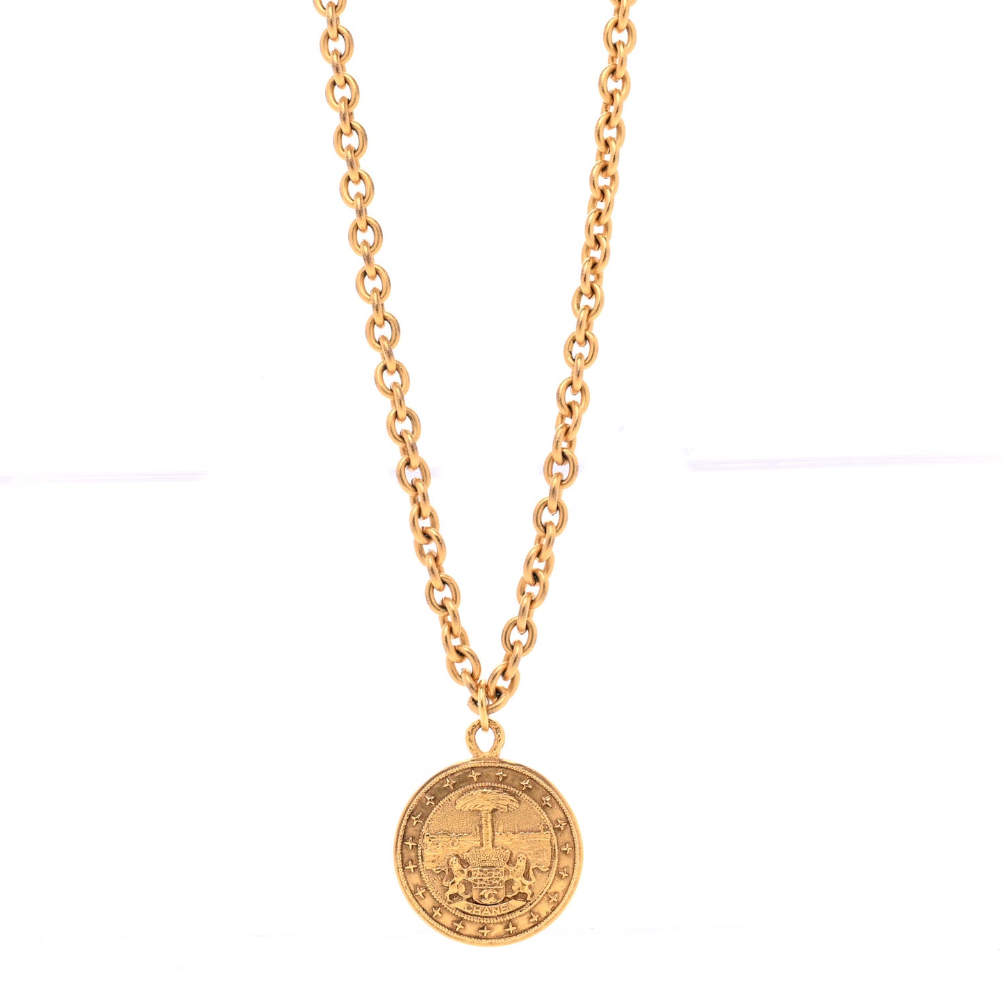 Metal Medallion CC Chain Necklace Gold