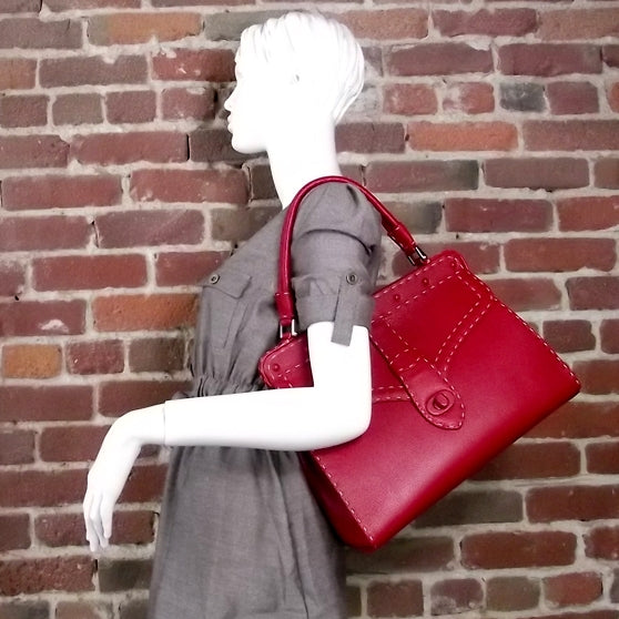 Valentino Garavani Leather Oversized Contrast Sticthed Flap Bag 2 of 8